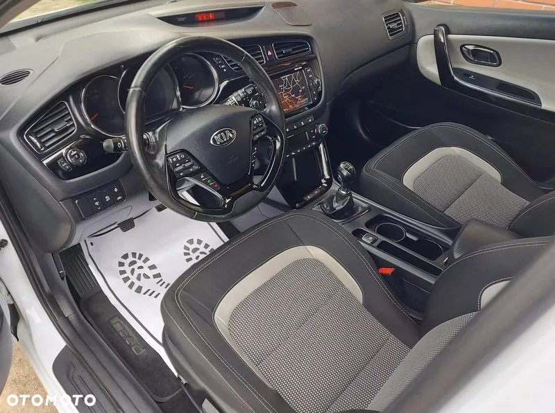 Kia Ceed - 5
