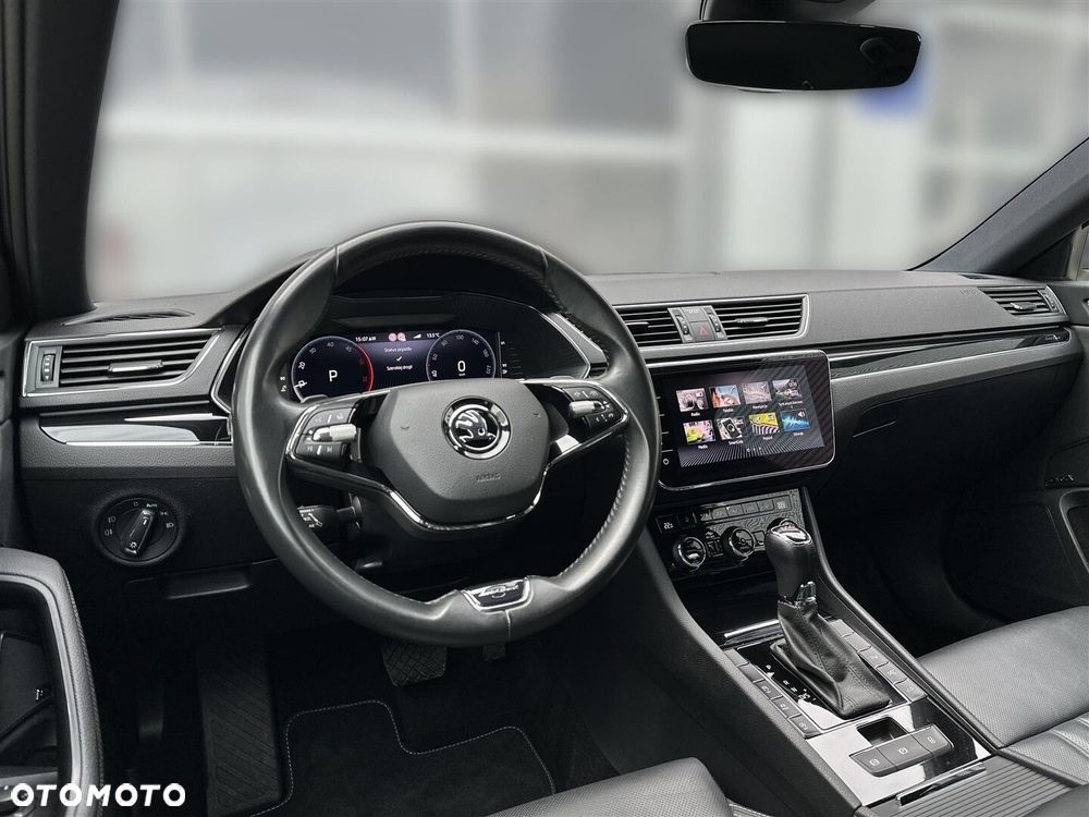 Skoda Superb 2.0 TDI SCR 4x4 L&K DSG - 13