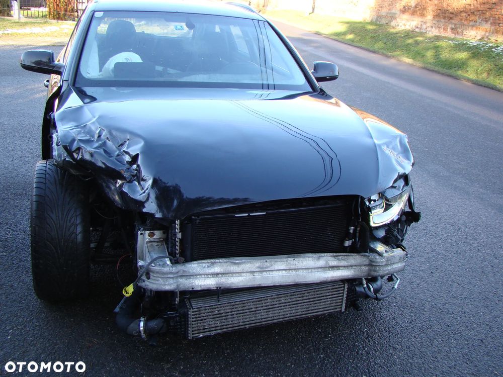 Audi A4 Avant 2.0 TDI Quattro - 15