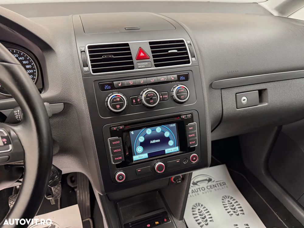 Volkswagen Touran 1.4 TSI Cup - 26