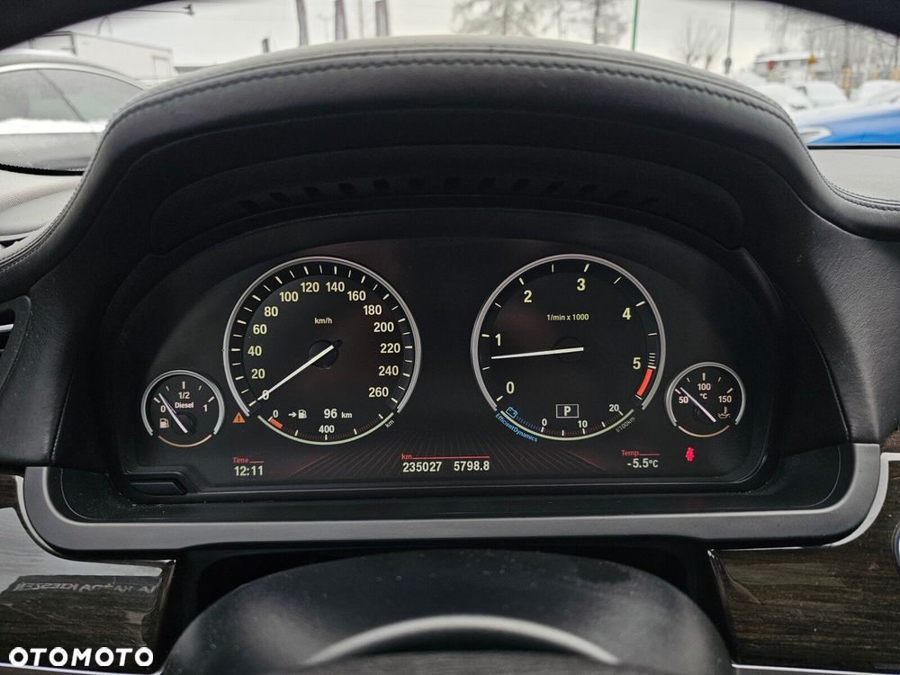 BMW Seria 7 - 30