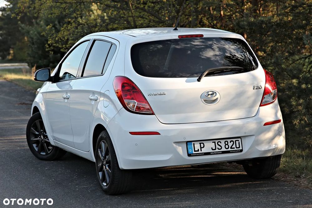 Hyundai i20 1.25 Comfort - 11