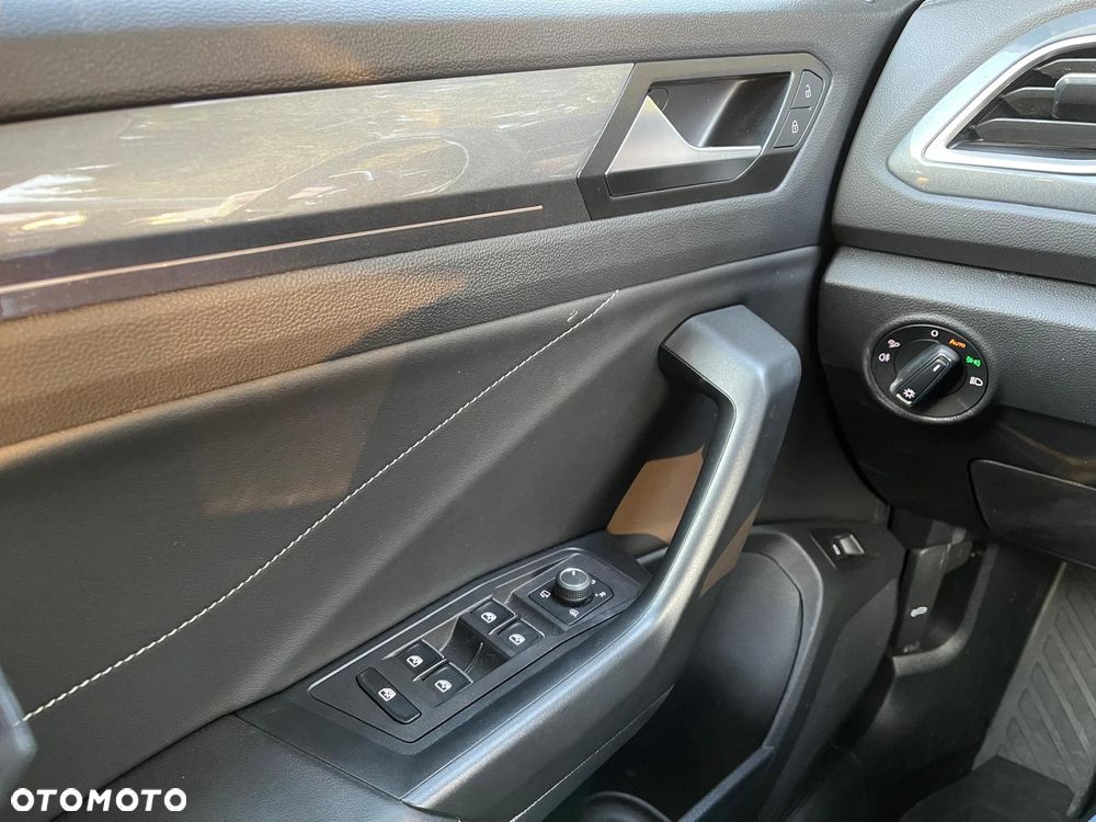 Volkswagen T-Roc 1.5 TSI Style DSG - 18