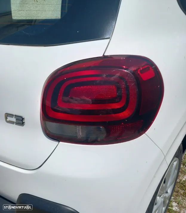 Farolim Trás Direito Citroen C3 2017 - 1