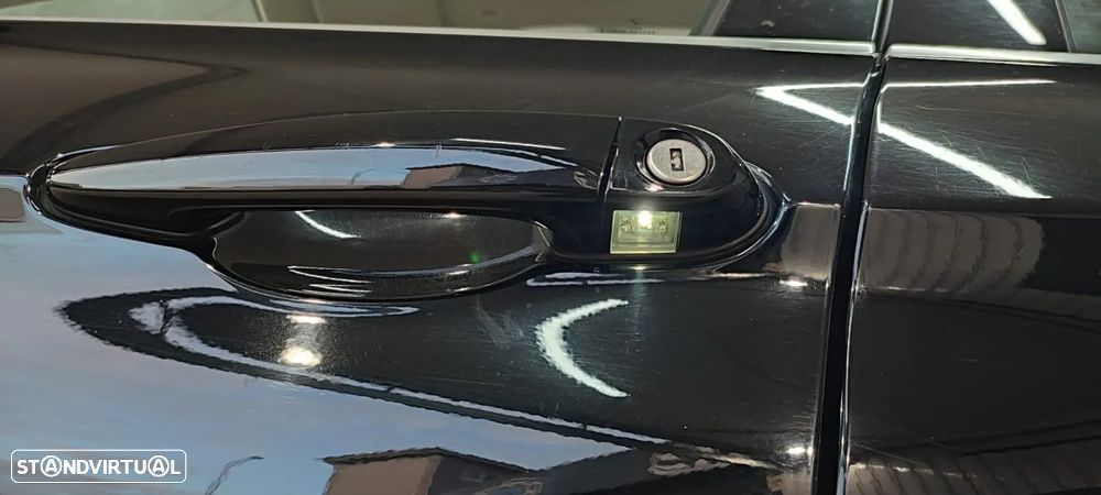 BMW 320 d Touring Aut. Sport Line - 11