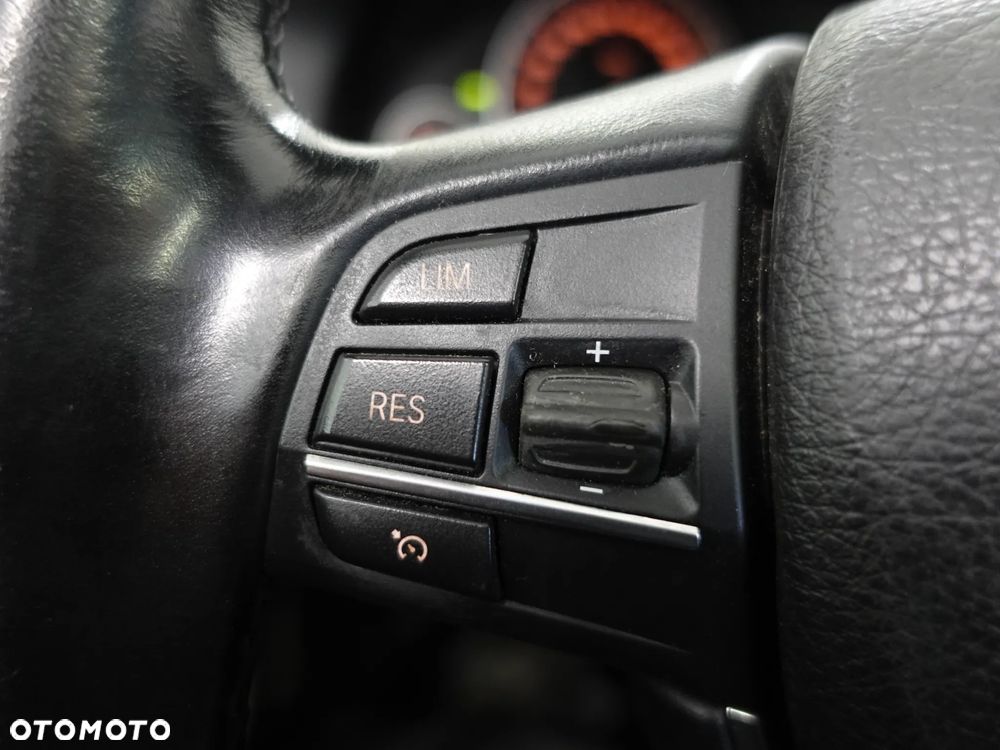 BMW Seria 5 528i - 36