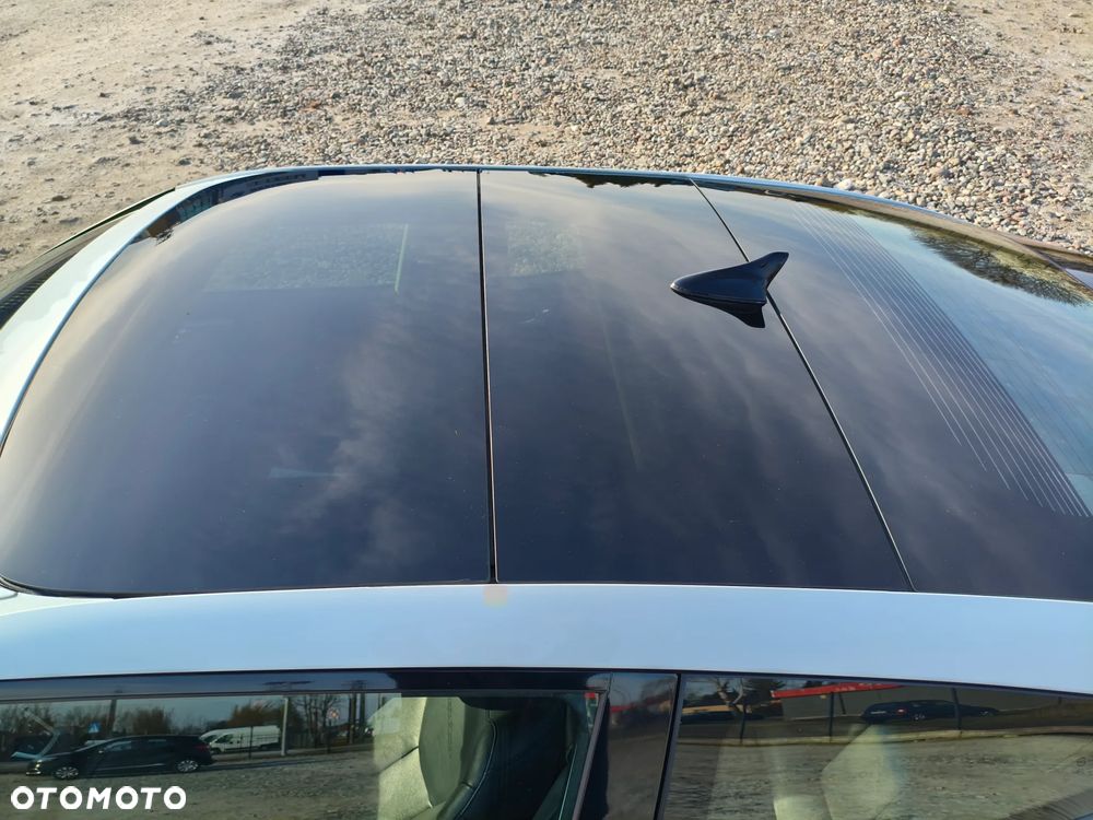 Hyundai Veloster 1.6 Premium - 9