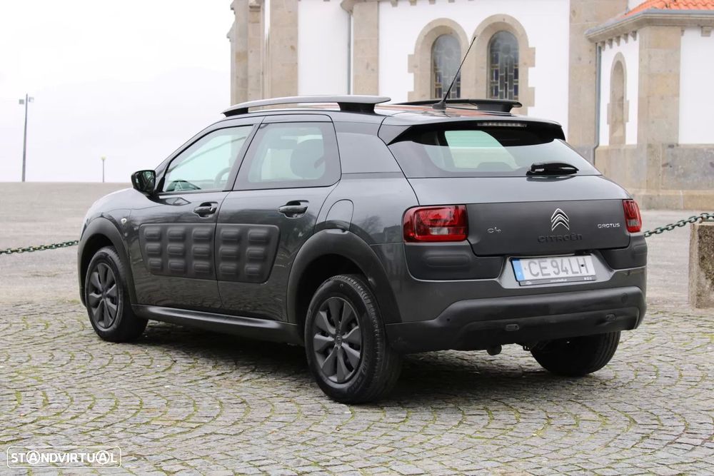 Citroën C4 Cactus 1.6 BlueHDi Shine Ed.Moonlight - 3