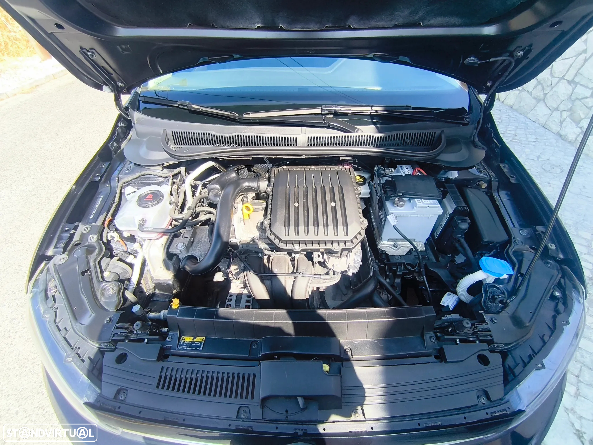 VW Polo 1.0 Confortline Nav - 16
