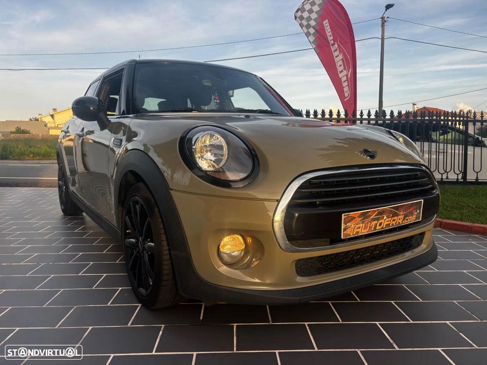 MINI 5 Portas Cooper Premium Yours Auto - 23