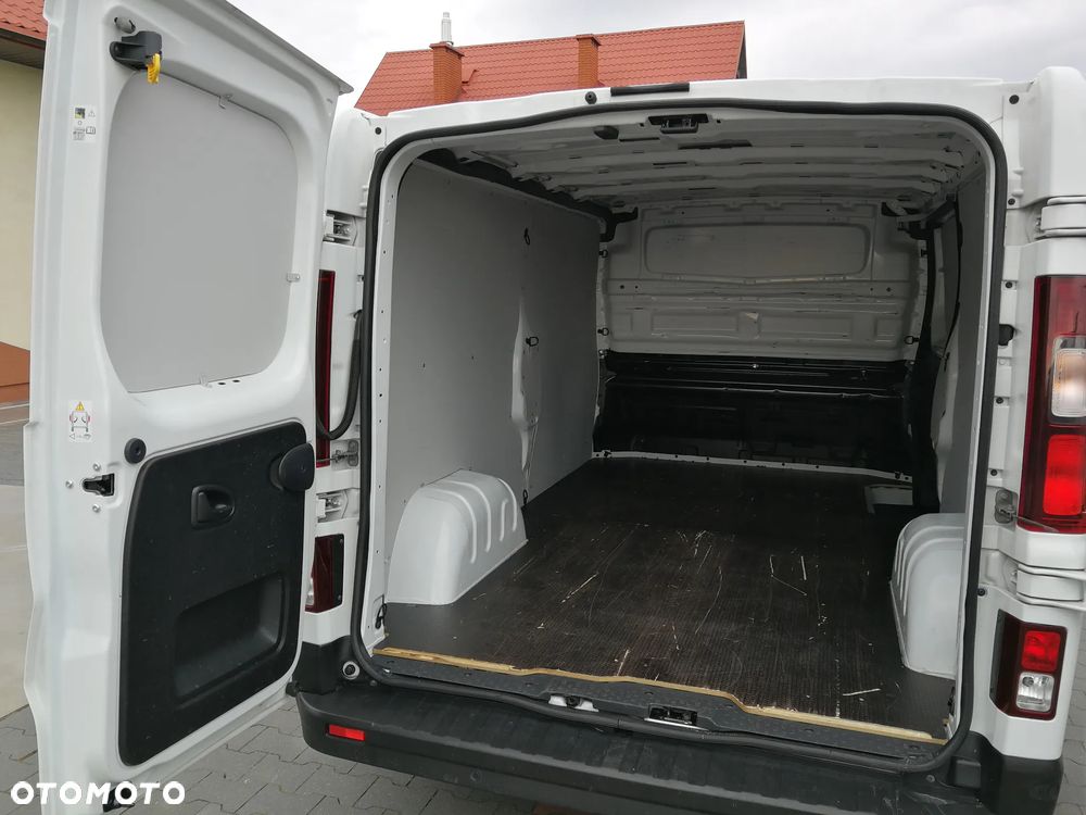 Renault Trafic - 9