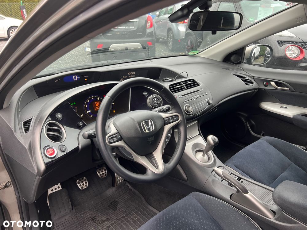 Honda Civic 1.8 Comfort - 14