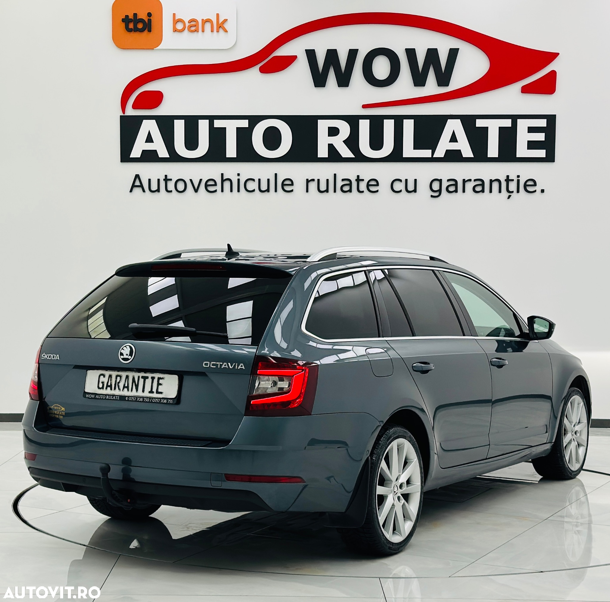 Skoda Octavia Combi 1.6 TDI DSG Premium Edition - 4