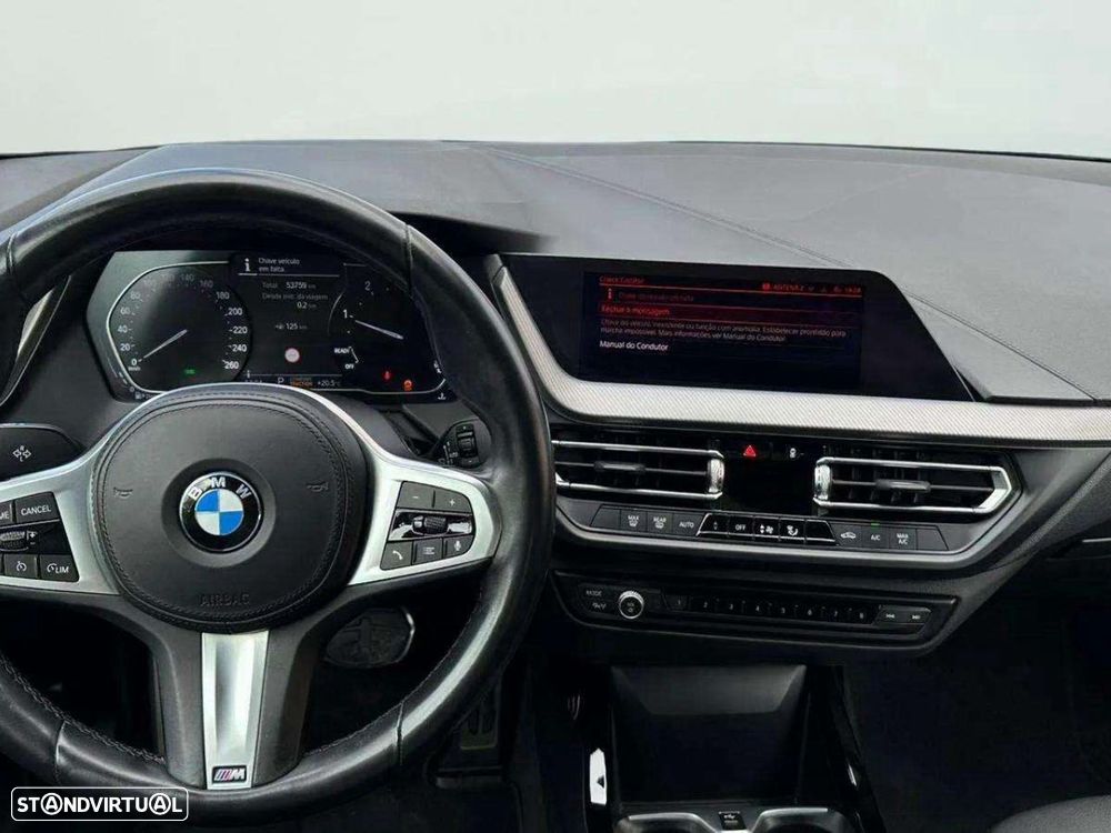 BMW 216 Gran Coupé - 12