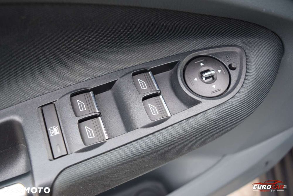 Ford C-MAX - 24