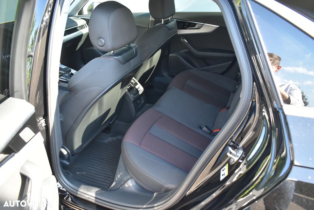 Audi A4 Limuzina 35 TFSI S tronic MHEV Advanced - 18