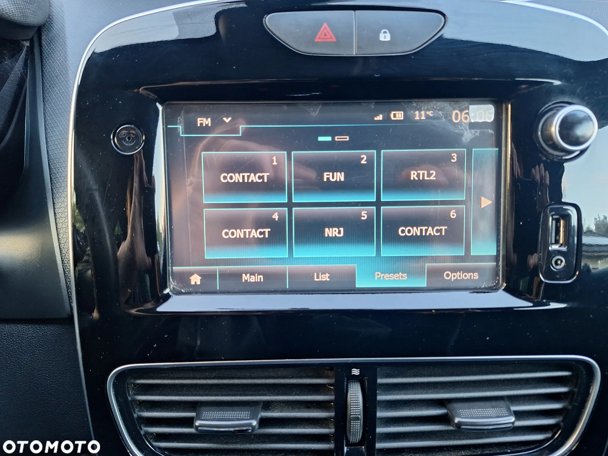 Renault Clio (Energy) TCe 90 Start & Stop LIMITED - 33