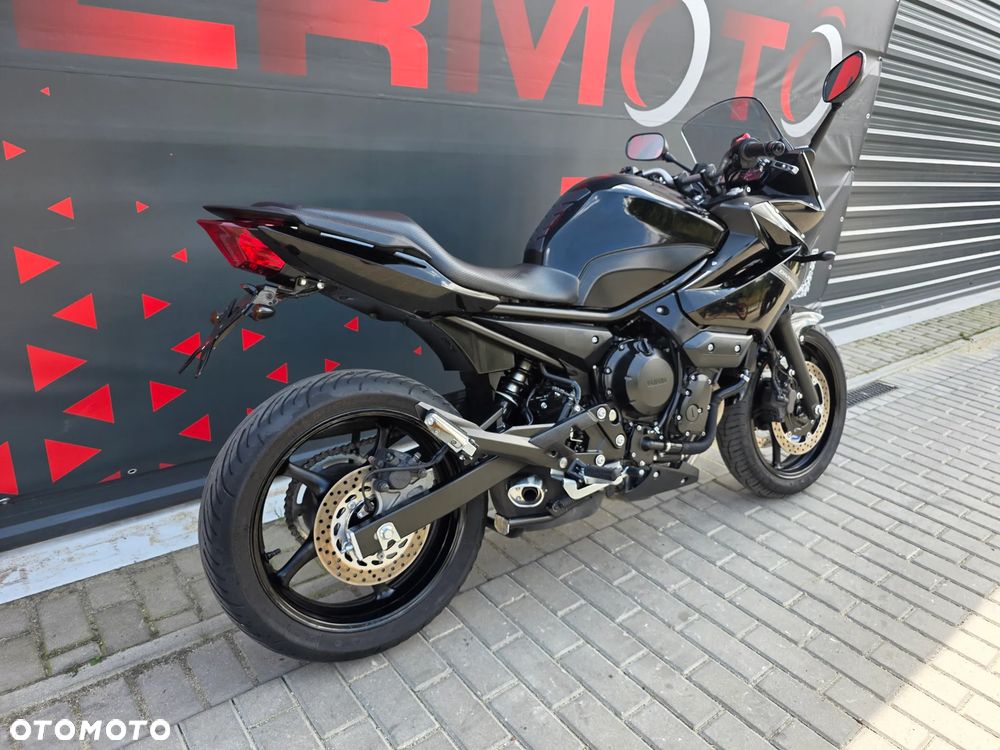 Yamaha XJ - 3