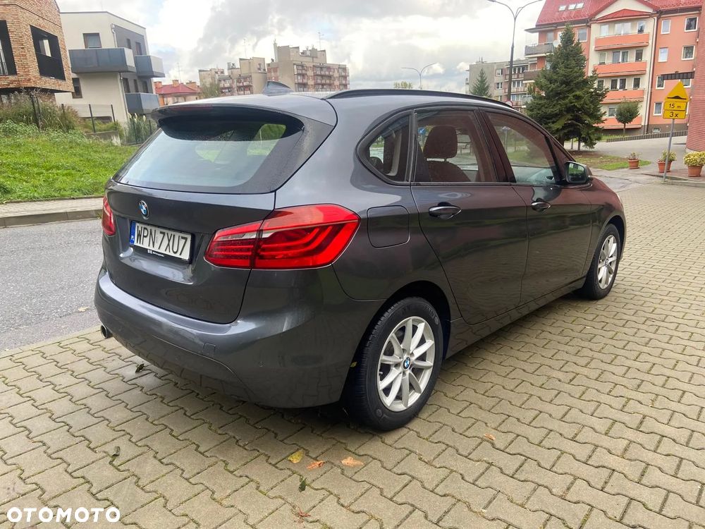 BMW Seria 2 218i - 9