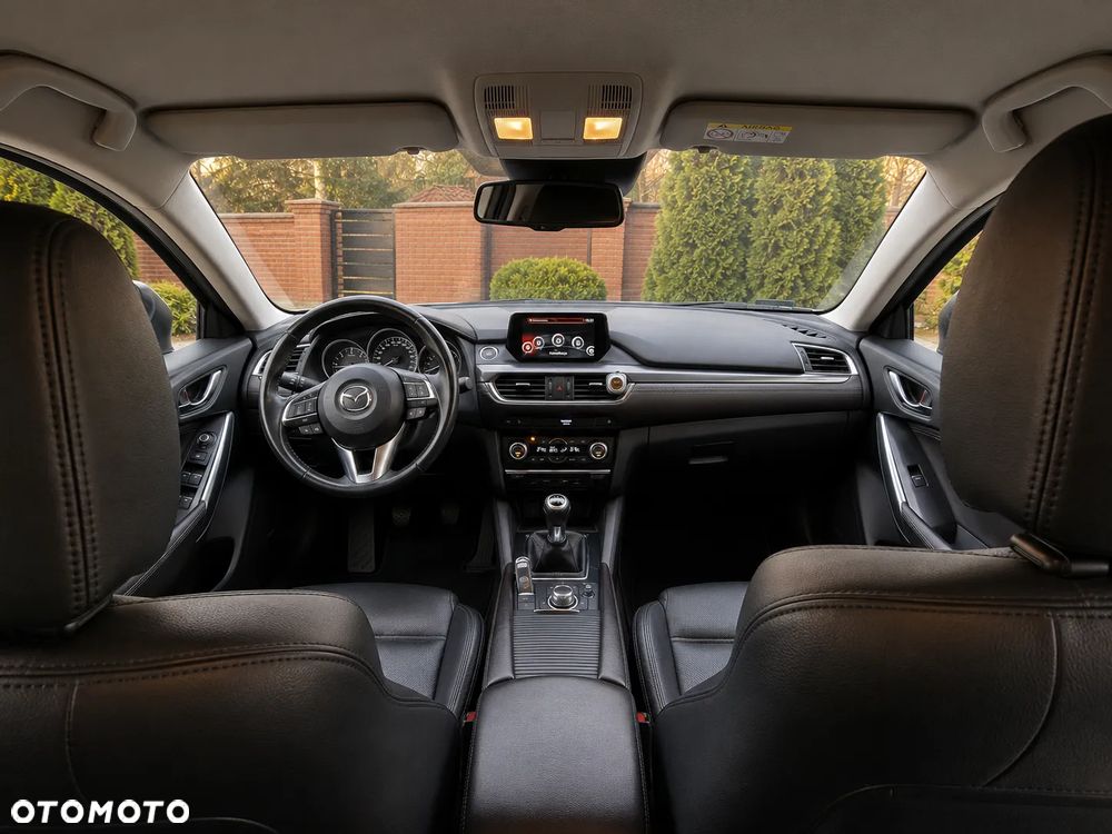 Mazda 6 - 10