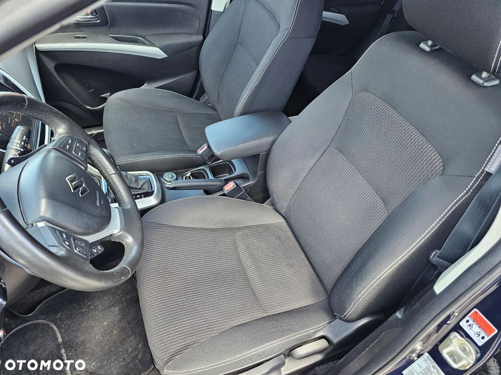 Suzuki SX4 S-Cross 1.6 DDiS TCSS 4x4 Comfort - 16