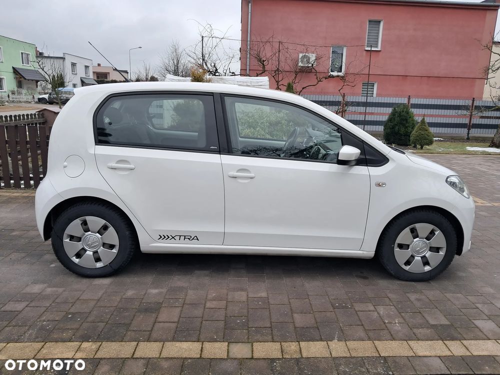 Volkswagen up! - 4