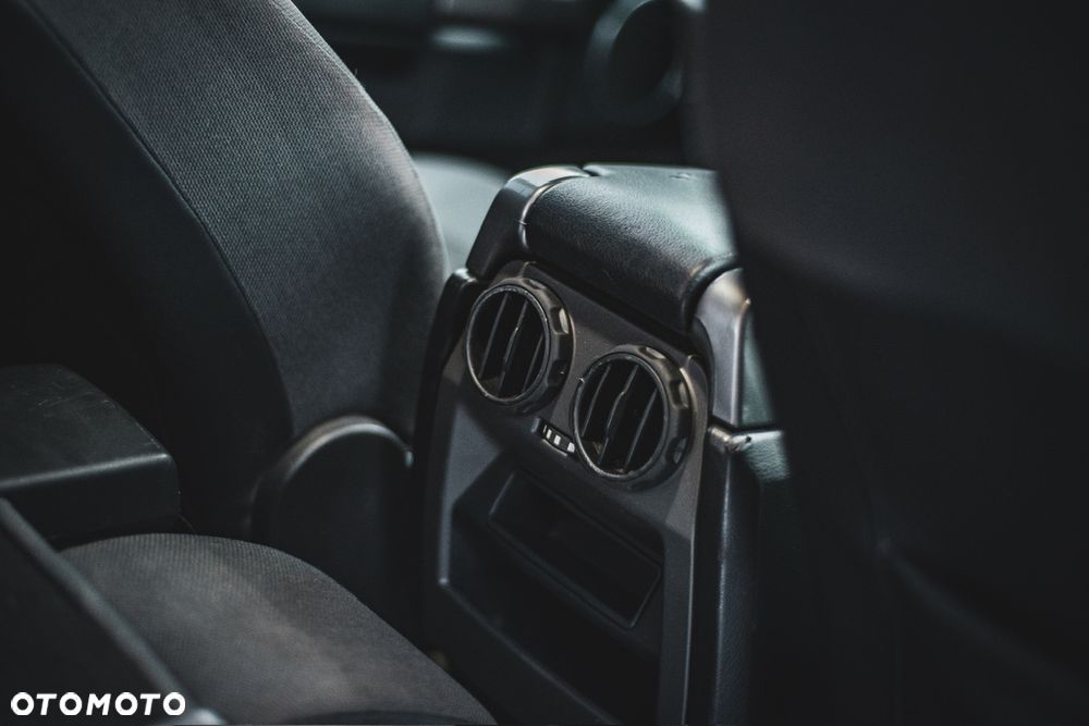 Land Rover Discovery - 20