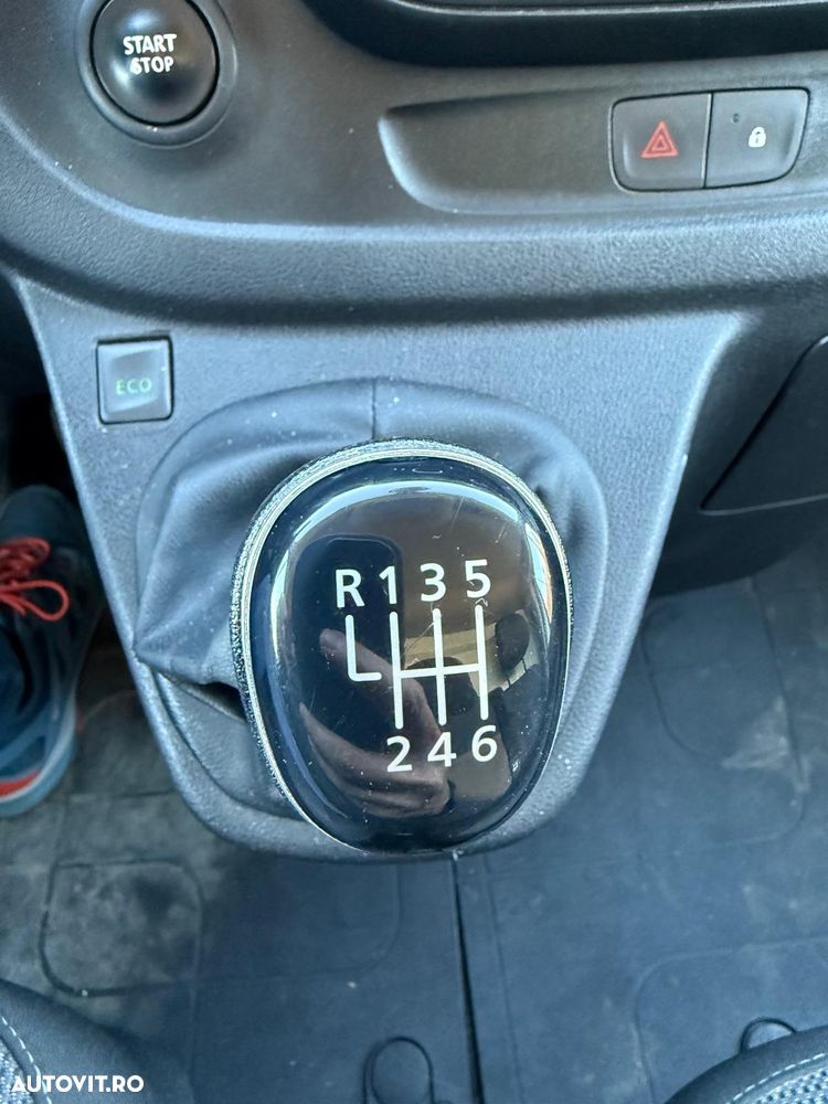 Renault Trafic - 7
