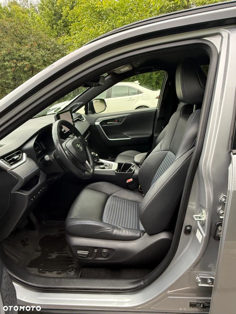 Toyota RAV4 - 17