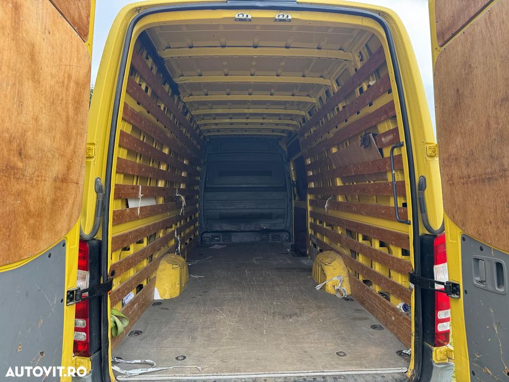 Mercedes-Benz Sprinter - 6