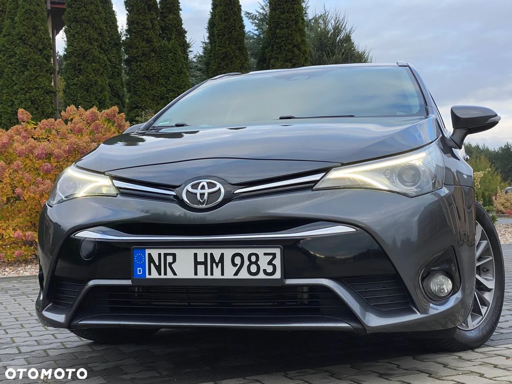 Toyota Avensis 2.0 D-4D Prestige