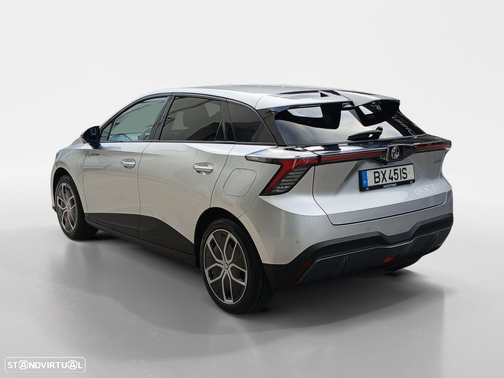 MG MG4 64 kWh Luxury - 3