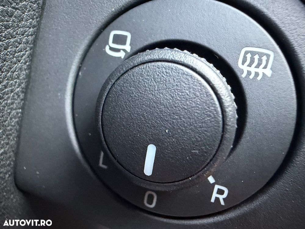Skoda Octavia 2.0 TDI DSG Ambition - 13