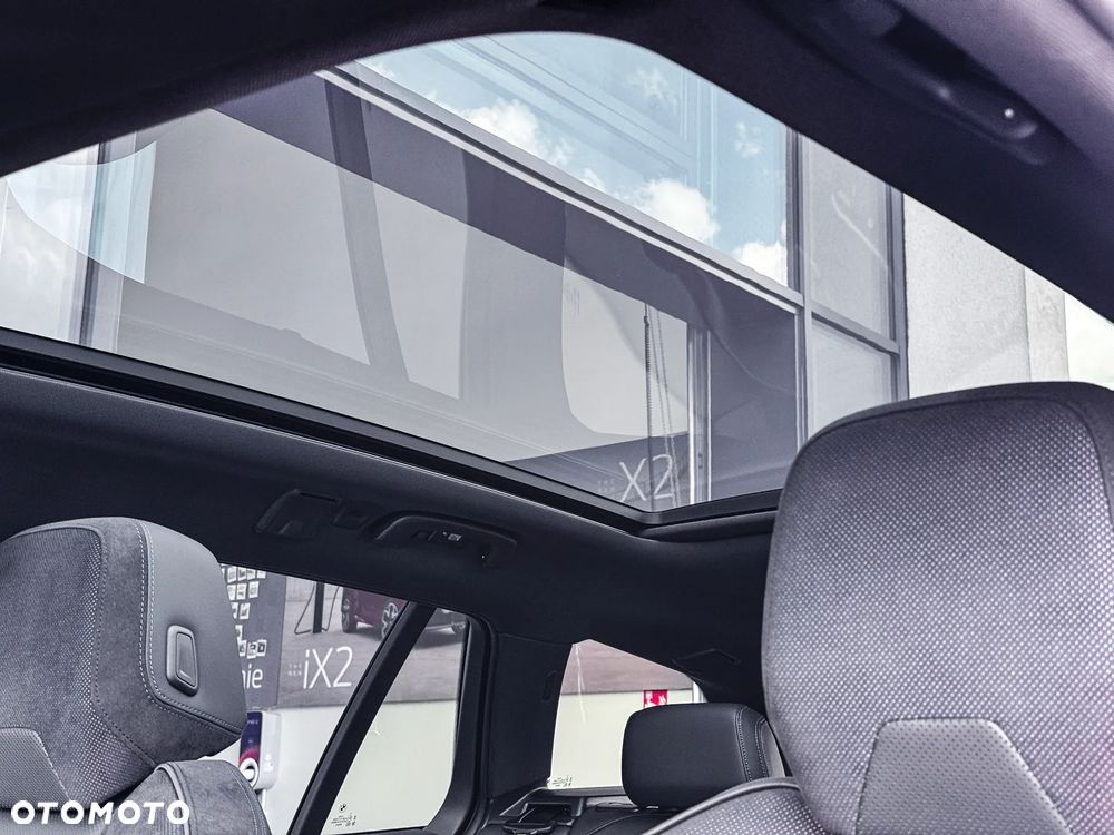 BMW Seria 5 520i - 33