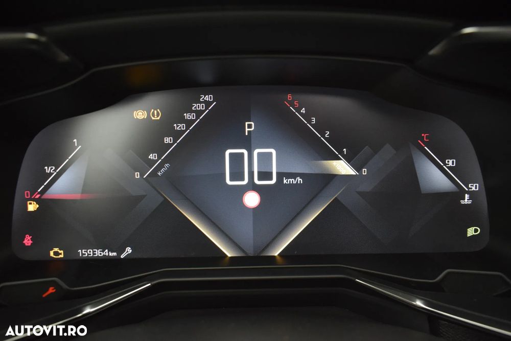 DS Automobiles DS 7 Crossback - 26