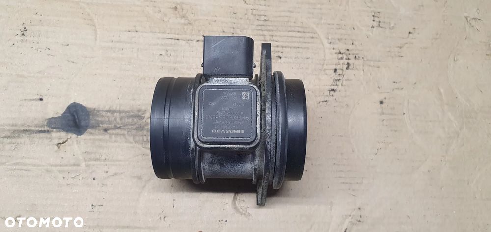 Przepływomierz powietrza Mercedes B-Klasa W245 2.0 CDI A0000942948 - 2