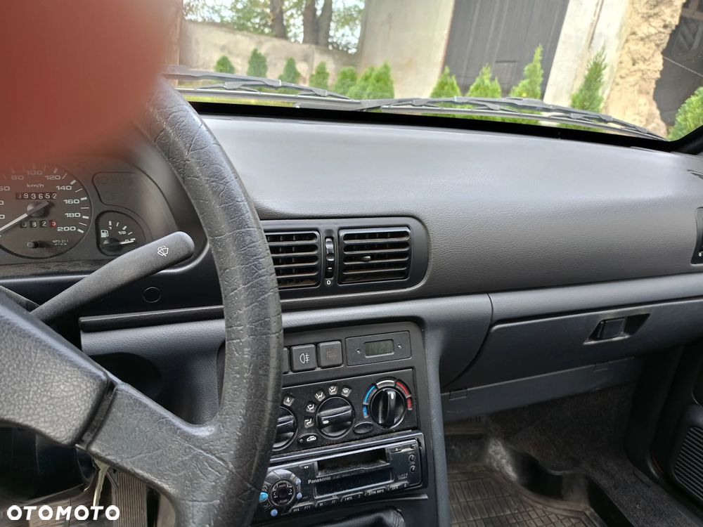 Polonez Caro - 12