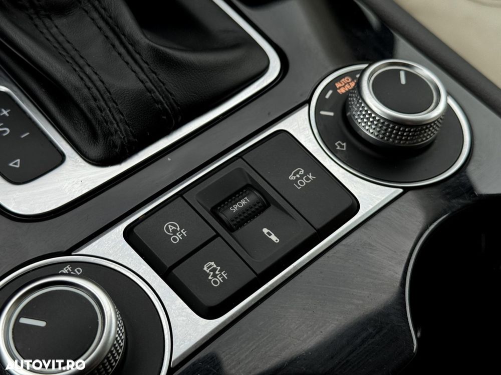 Volkswagen Touareg - 14