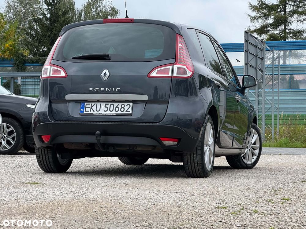 Renault Scenic 1.6 16V 110 Expression - 12