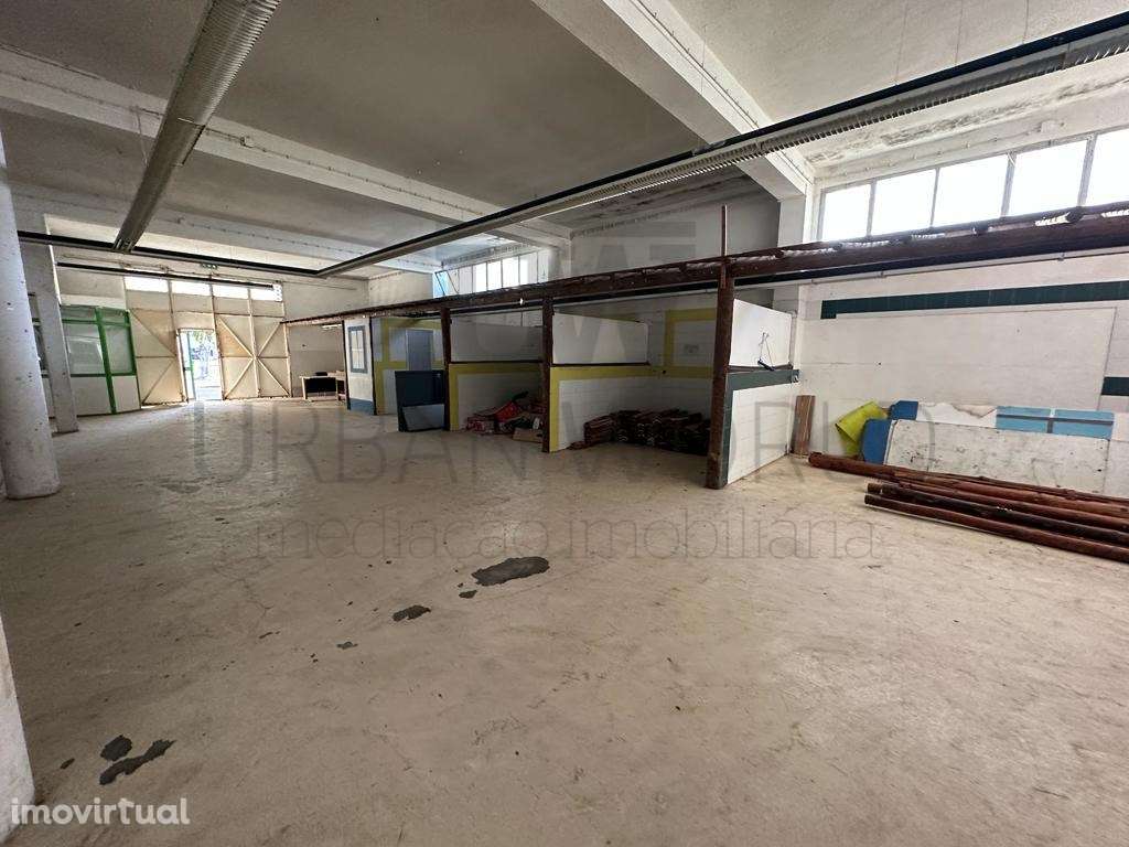 Armazém, Sobral de Monte Agraço, 1.275 m2 - Grande imagem: 5/7