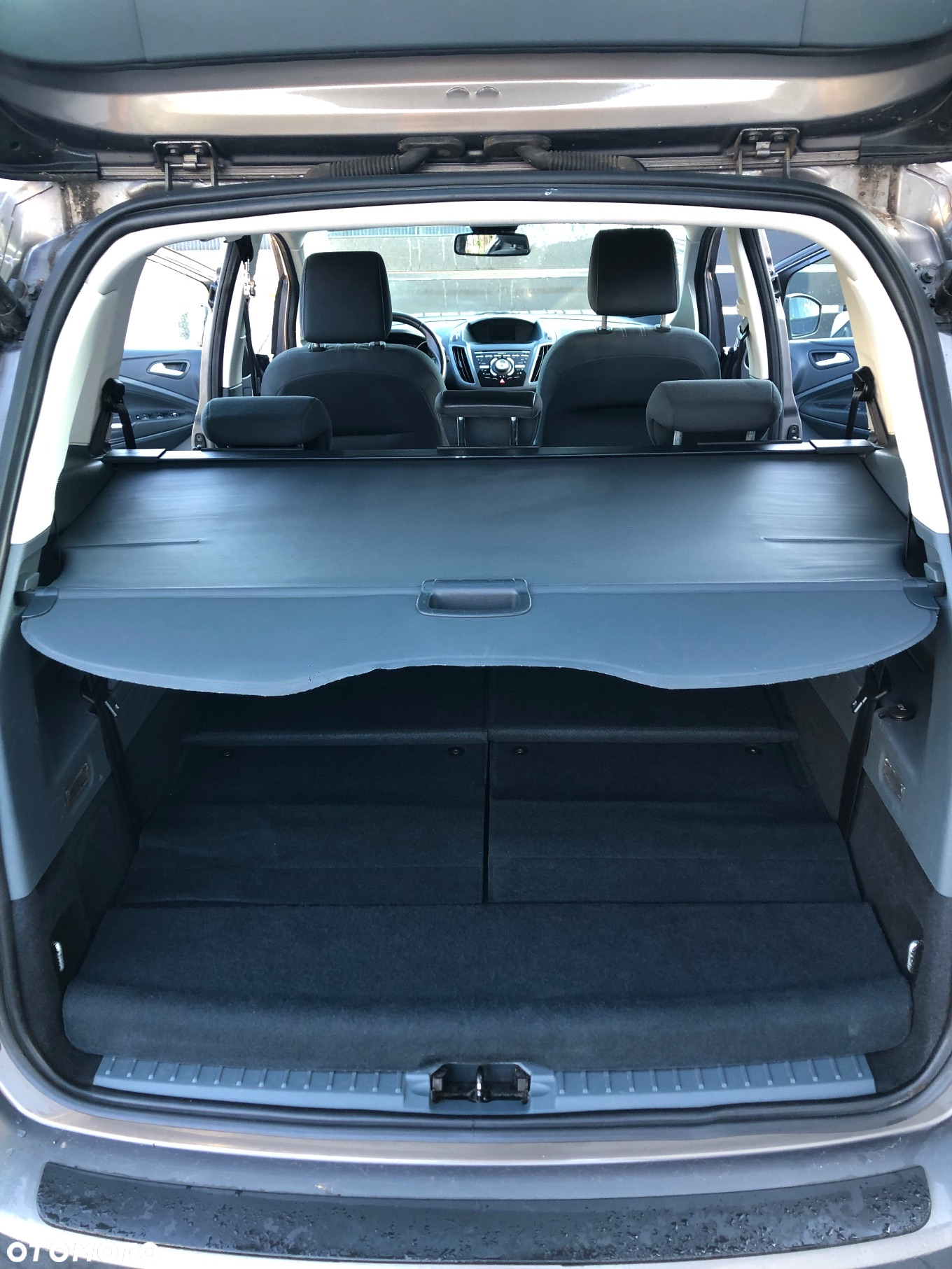 Ford Grand C-MAX - 19