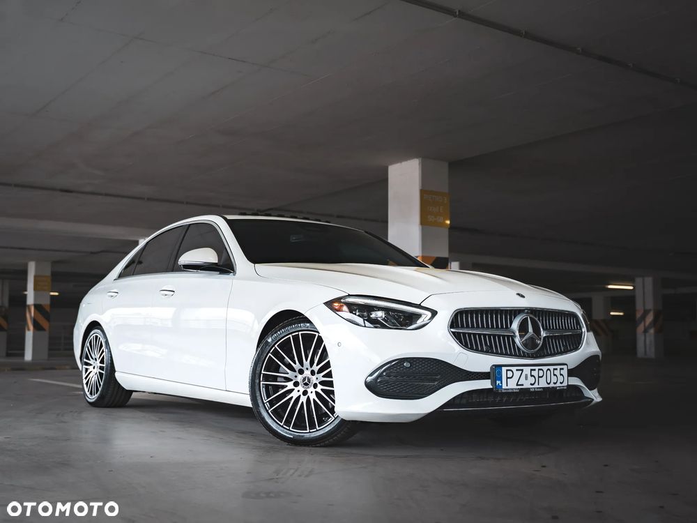 Mercedes-Benz Klasa C 300 4Matic 9G-TRONIC Avantgarde - 18