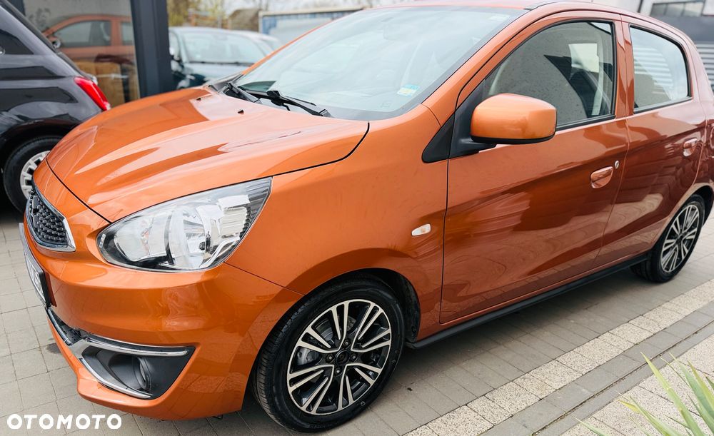 Mitsubishi Space Star AS&G 1.2 Spirit+ Black - 3