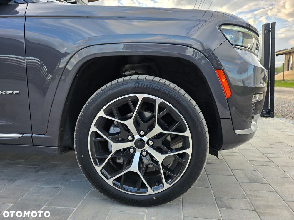 Jeep Grand Cherokee 5.7 V8 HEMI 4WD Automatik Summit - 5