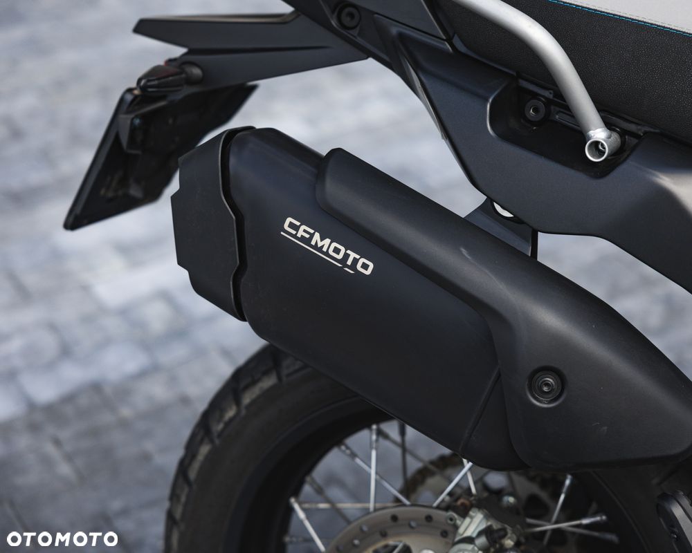 CFMoto MT-X - 18