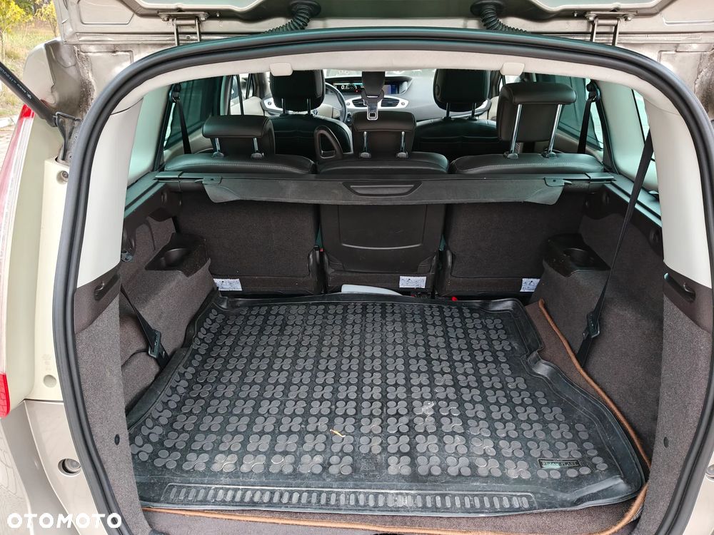 Renault Grand Scenic Gr 1.4 16V TCE Privilege - 24