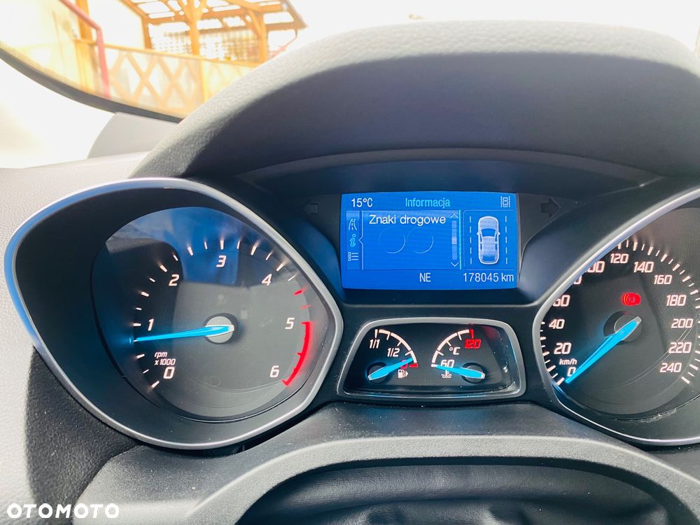 Ford Kuga 2.0 TDCi 4WD Titanium Plus - 26