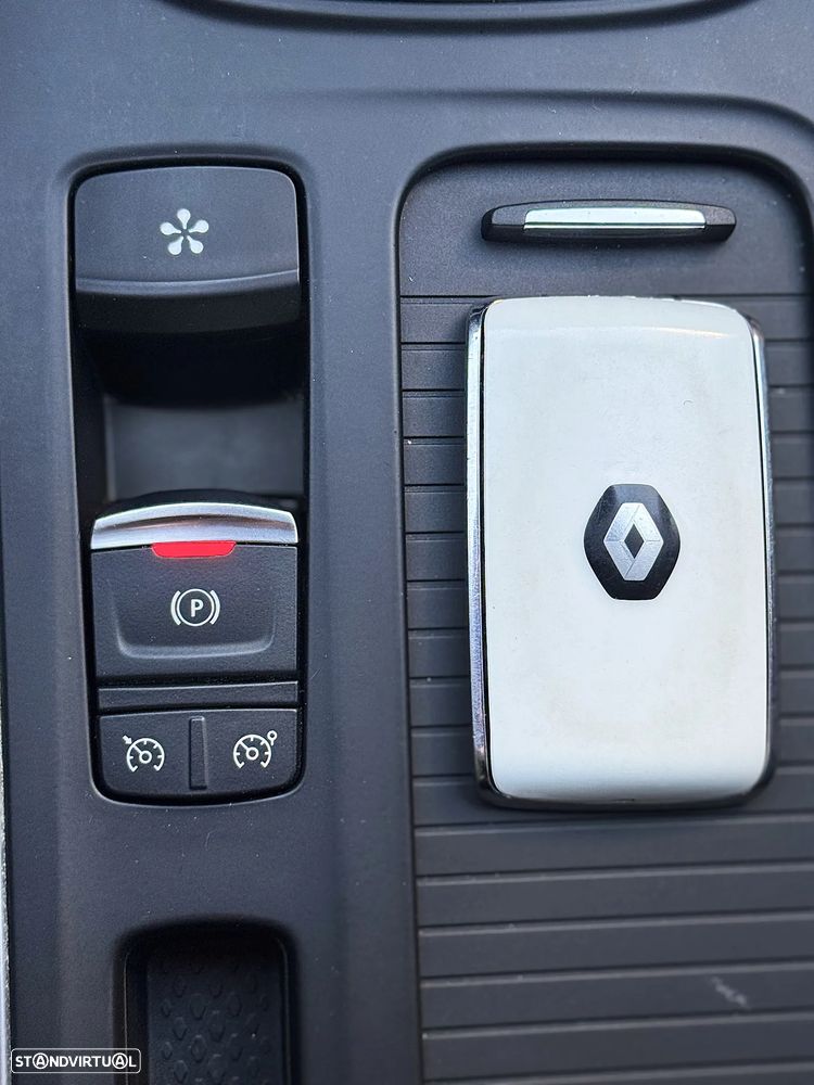 Renault Mégane ENERGY dCi 110 INTENS - 16