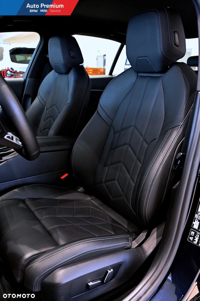 BMW Seria 5 520d xDrive - 17