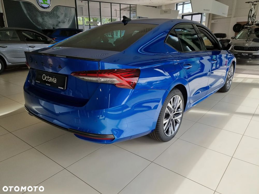Skoda Octavia 1.5 TSI mHEV Sportline DSG - 5